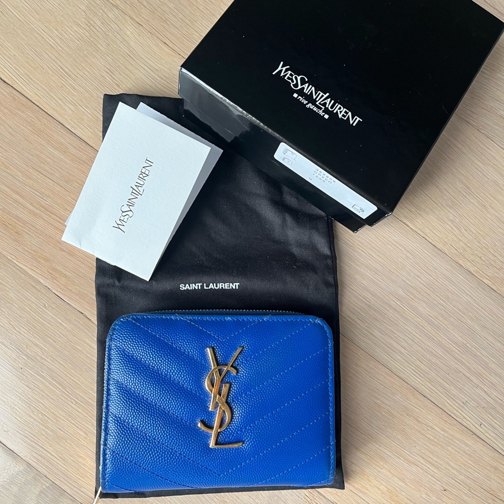 Yves Saint Laurent Royal Blue Wallet with Gold Emblem - Picture 9 of 11